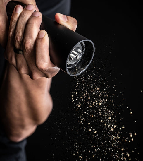 MÄNNKITCHEN PEPPER CANNON: The Original Best Pepper Grinder